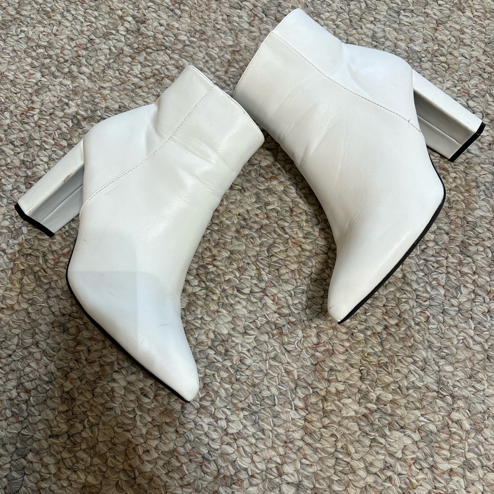 Dream Pairs White Ankle Booties with Chunky Heel